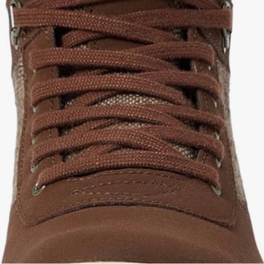 New Merrell Brown Lace-Up Boots with Cream Sole - Picture 6 of 14